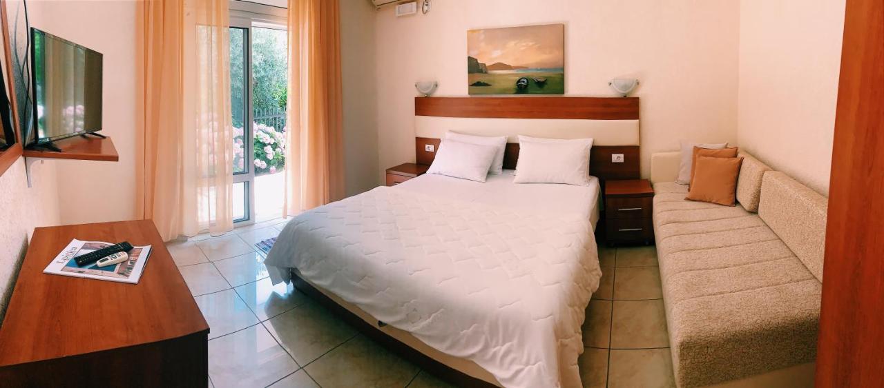 Apartments Hollaj Ulcinj Ngoại thất bức ảnh