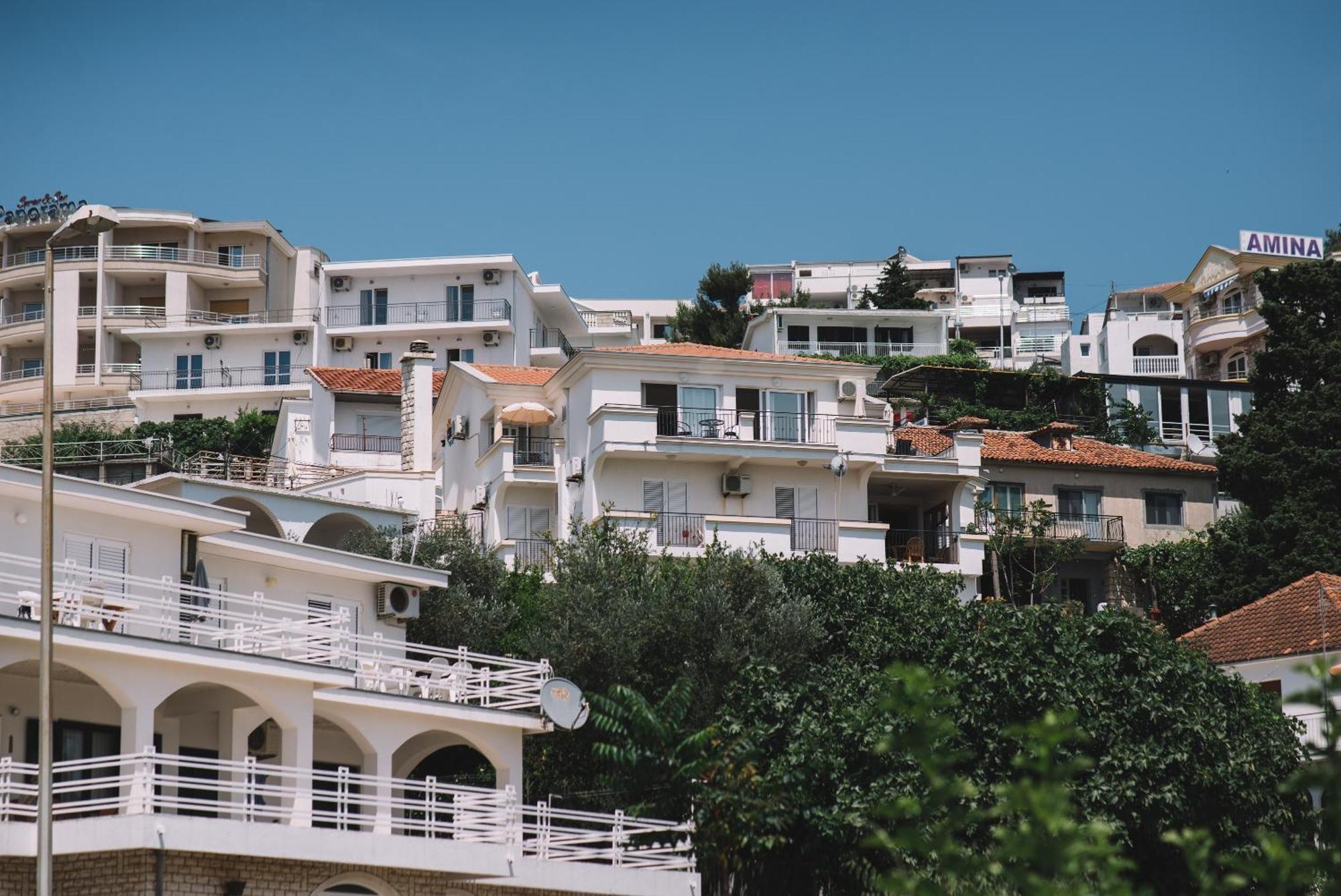 Apartments Hollaj Ulcinj Ngoại thất bức ảnh
