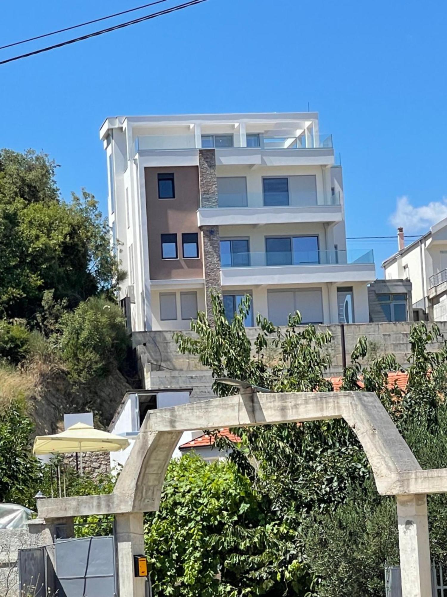 Apartments Hollaj Ulcinj Ngoại thất bức ảnh